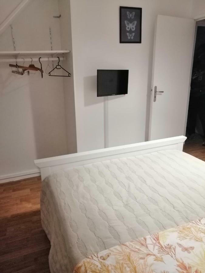 Chambres D'Hotes Chez Marilou Aulnay-sous-Bois Exterior foto